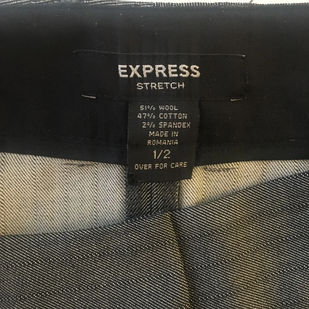⭐️ Express Classic Stretch Gray Pencil Skirt 2